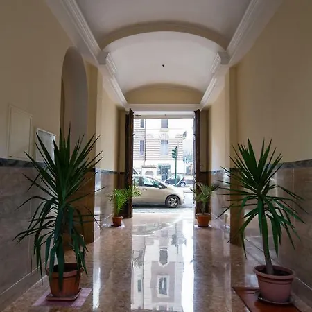 Apartament Tasso Street 102 *